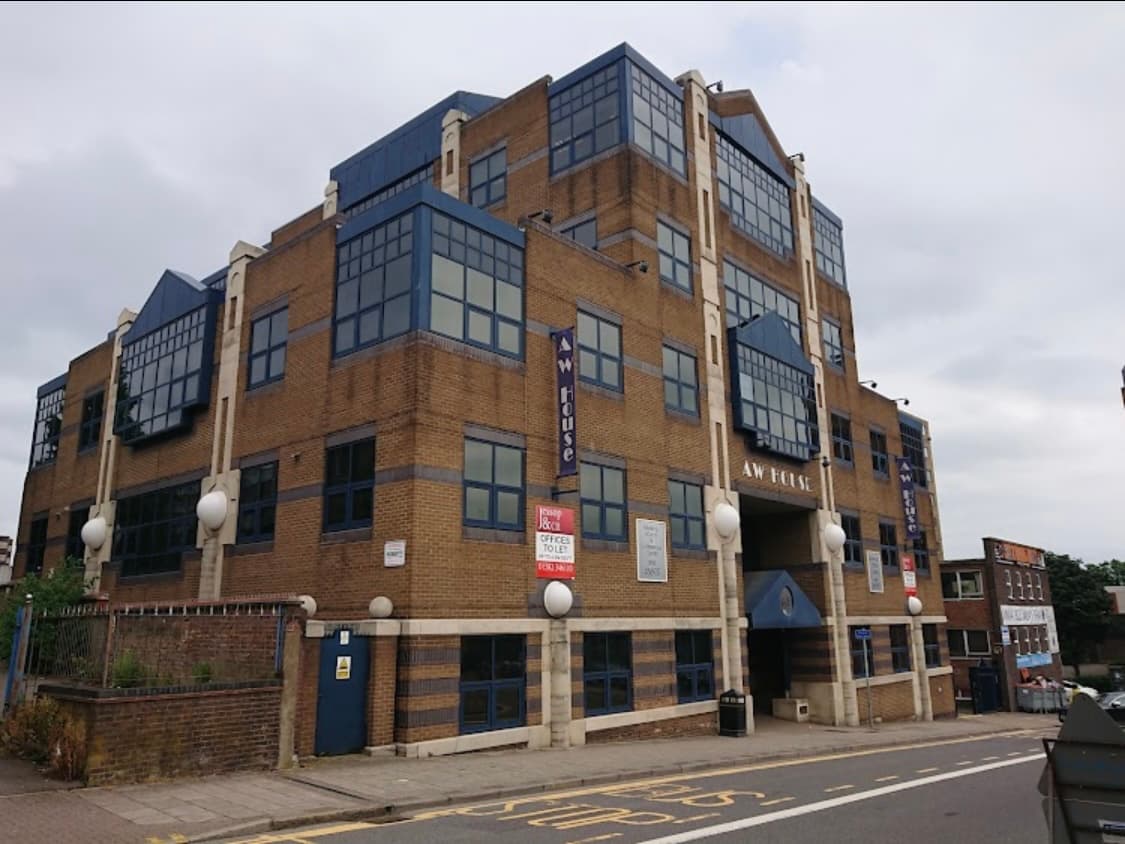 Solomon Solicitors logo